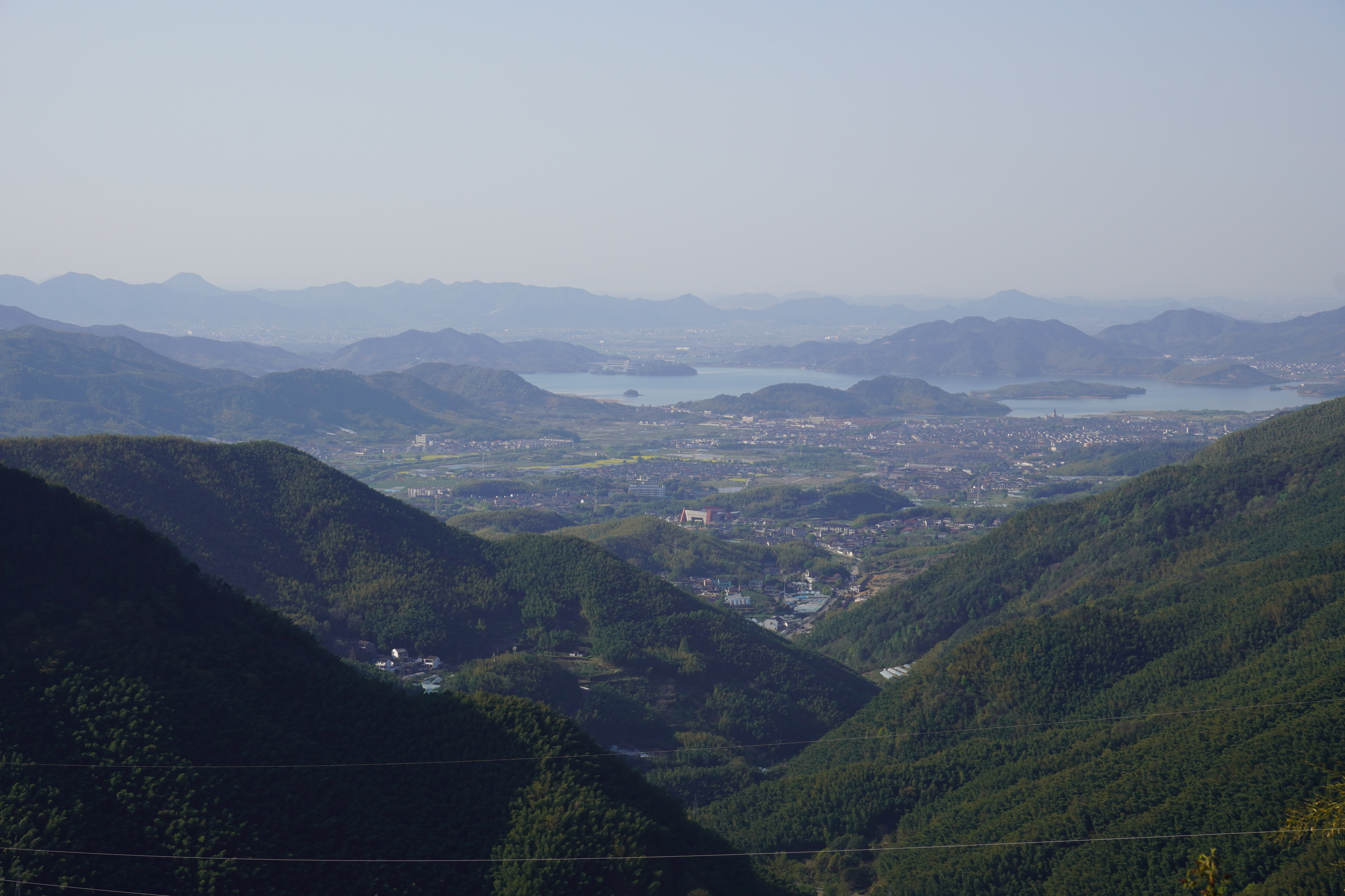 山水相依，诗意栖居